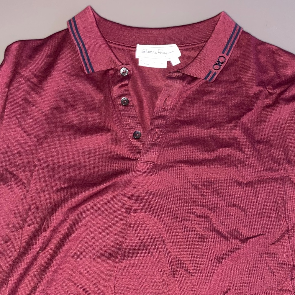 Salvatore Ferragamo Short sleeve Polo Shirt
Size L